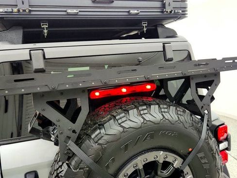 Used 2024 Ford Bronco Raptor w/ Interior Carbon Fiber Pack 6 AWD/4WD image 24