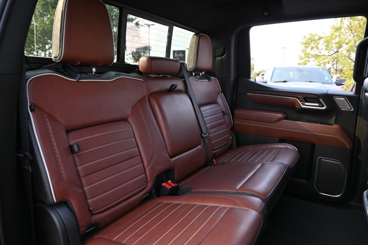 Certified 2025 GMC Sierra 1500 Denali Ultimate AWD/4WD image 23