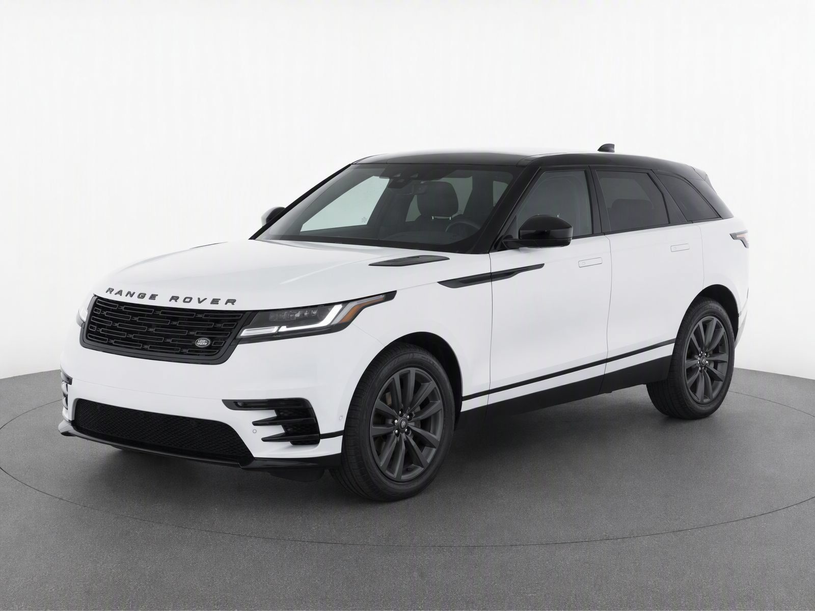 Used 2026 Land Rover Range Rover Velar Dynamic SE AWD/4WD image 1