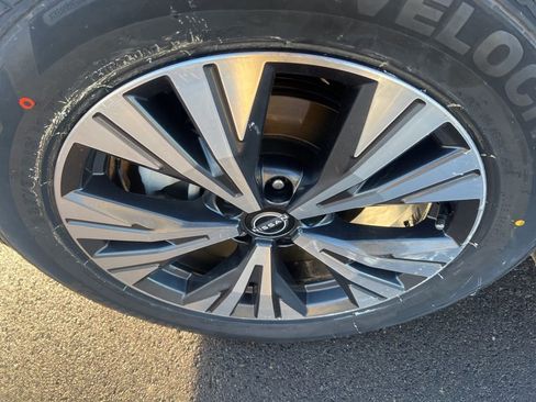 Certified 2023 Nissan Rogue SV w/ SV Premium Package image 48