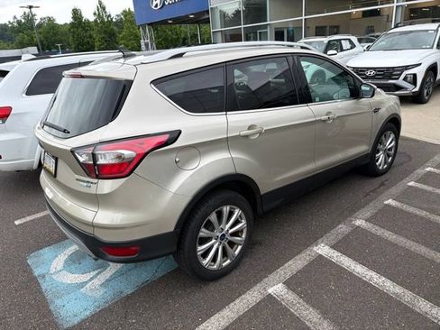 Used 2017 Ford Escape Titanium AWD/4WD image 13