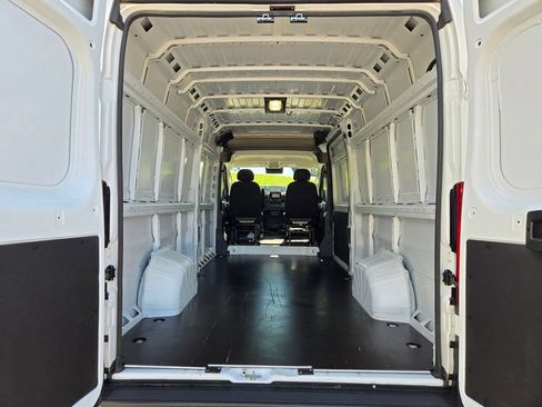 Used 2024 RAM ProMaster 3500 w/ Convenience Group FWD image 27