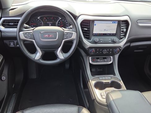 Used 2023 GMC Acadia SLT FWD image 12
