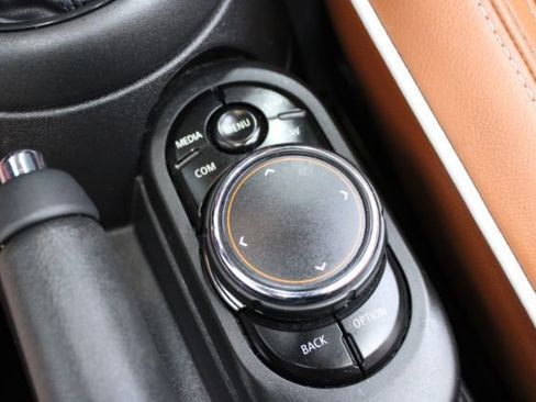 Used 2019 MINI Cooper Convertible FWD image 27