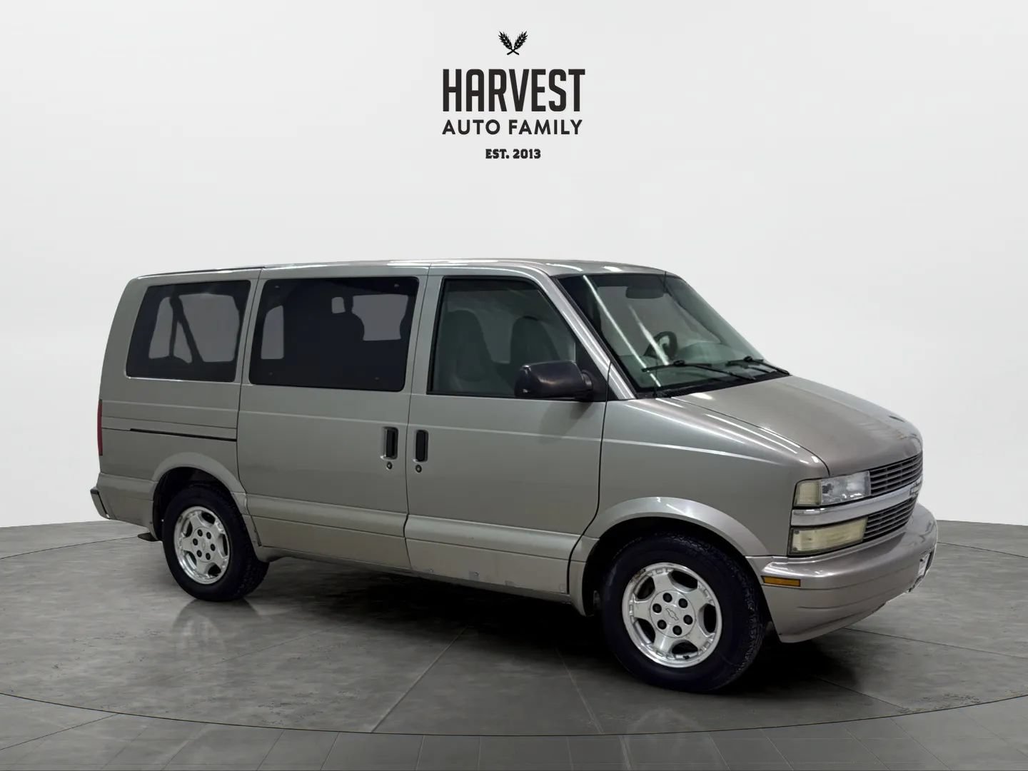 Used 2004 Chevrolet Astro Passenger AWD w/ LS Preferred Equipment Group image 9