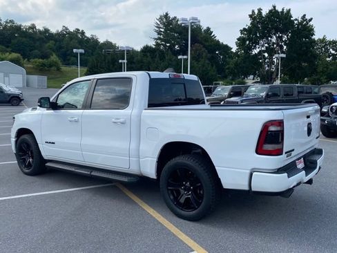 Used 2022 RAM 1500 Big Horn AWD/4WD image 3