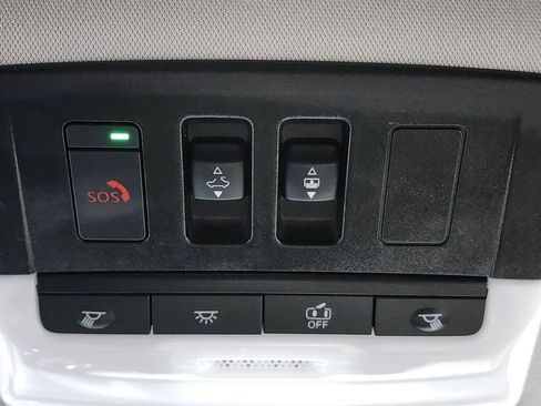 Used 2024 Nissan Pathfinder SL w/ SL Premium Package image 21