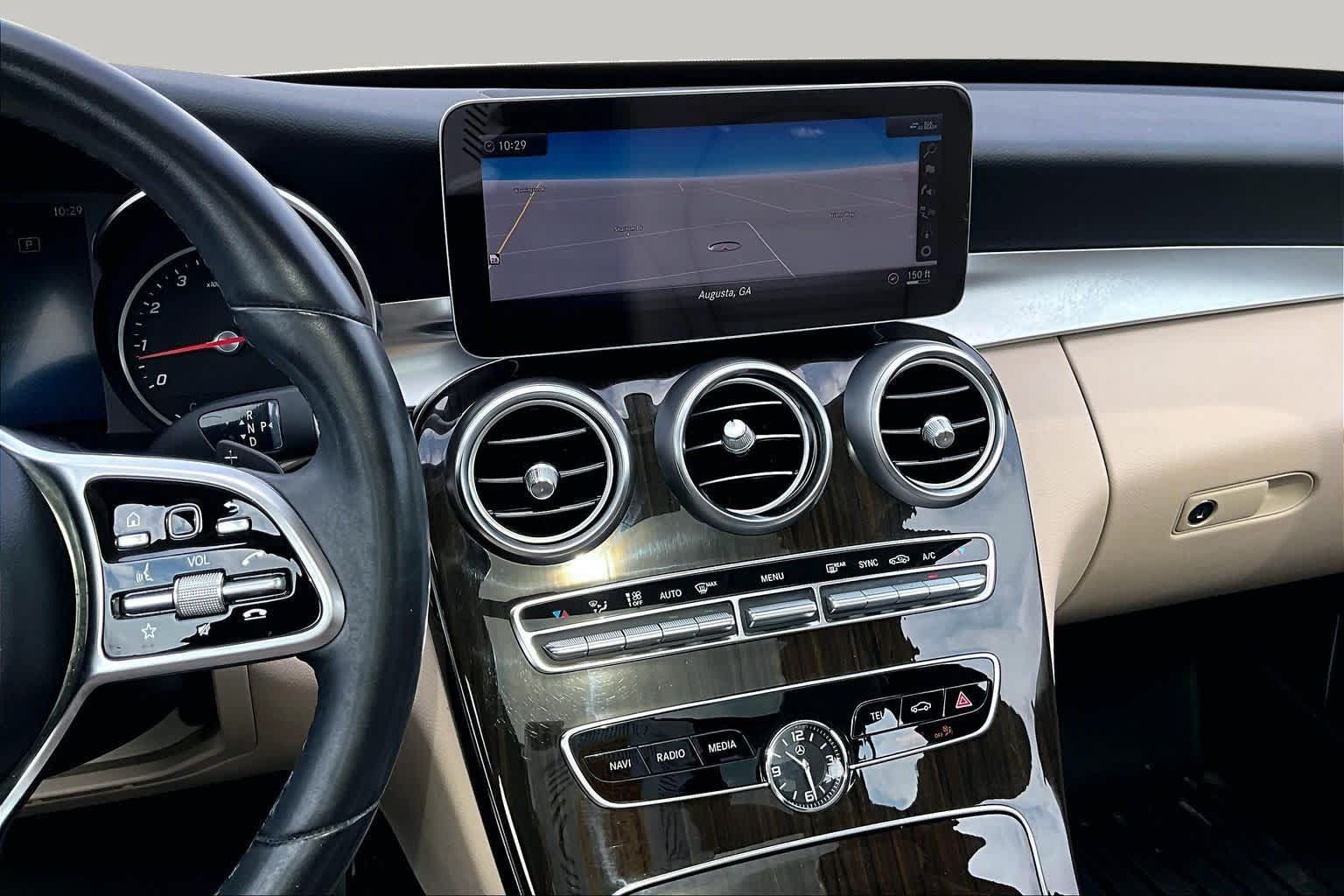 Used 2019 Mercedes-Benz C 300 4MATIC Sedan image 7