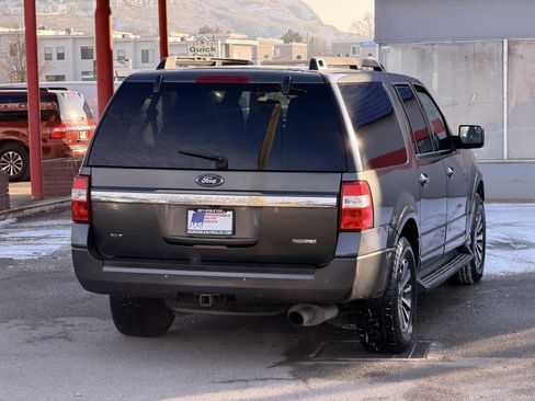 Used 2016 Ford Expedition EL XLT AWD/4WD image 4
