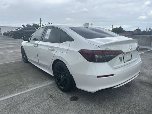 Used 2025 Honda Civic Sport image 39