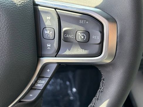 New 2026 RAM 3500 Big Horn AWD/4WD image 17
