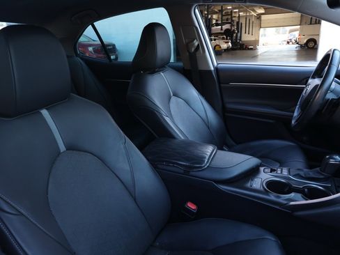 Used 2021 Toyota Camry XSE image 20