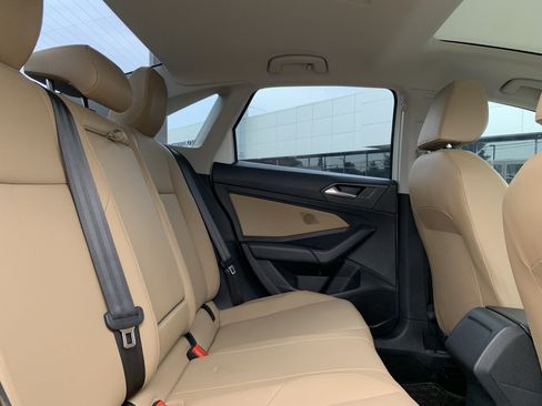 Used 2019 Volkswagen Jetta SE FWD image 33