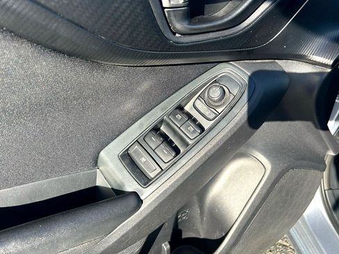 Used 2019 Subaru Impreza 2.0i Premium image 14