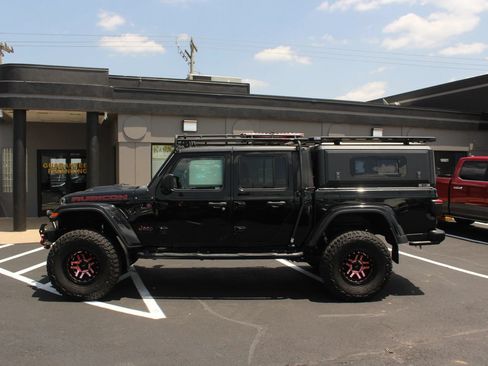 Used 2020 Jeep Gladiator Rubicon AWD/4WD image 5
