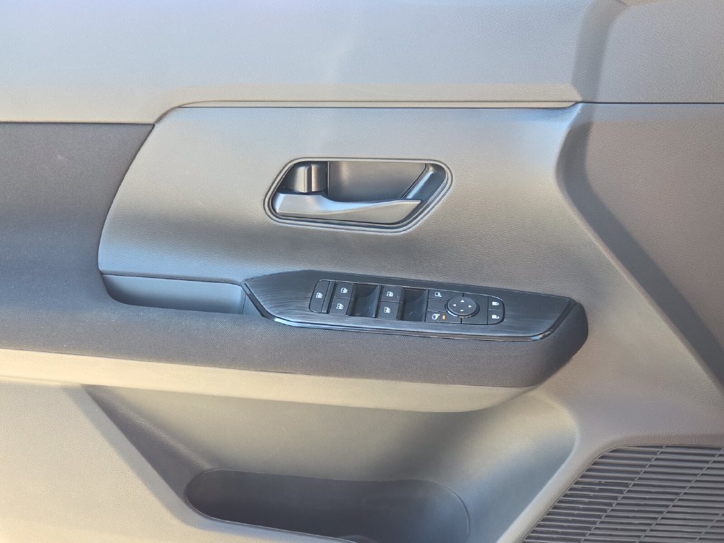 New 2027 Nissan Kicks S FWD image 29