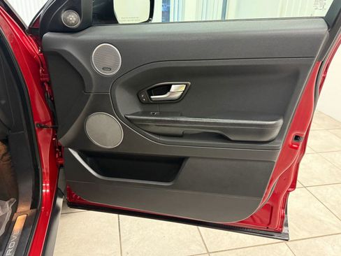 Used 2015 Land Rover Range Rover Evoque Pure Plus image 22