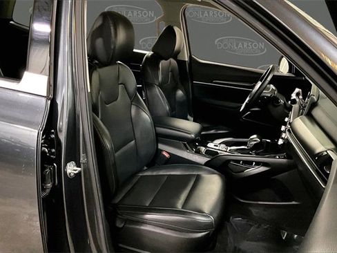 Used 2024 Kia Telluride S image 15