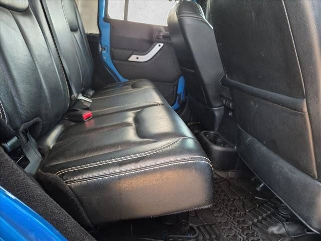 Used 2014 Jeep Wrangler Unlimited Sahara AWD/4WD image 18