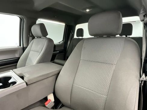 Used 2019 Ford F150 XLT w/ Trailer Tow Package image 6