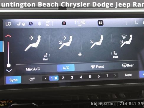 Used 2024 Jeep Wrangler Unlimited Sahara image 24