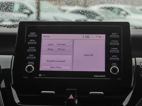 Used 2021 Toyota Camry SE image 13