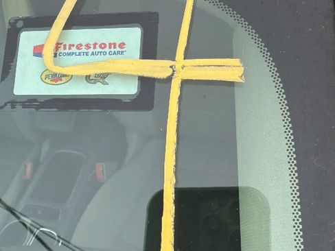 Used 2017 Chevrolet Cruze LT image 30