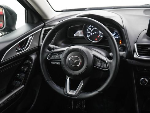 Used 2017 MAZDA MAZDA3 Touring FWD image 14