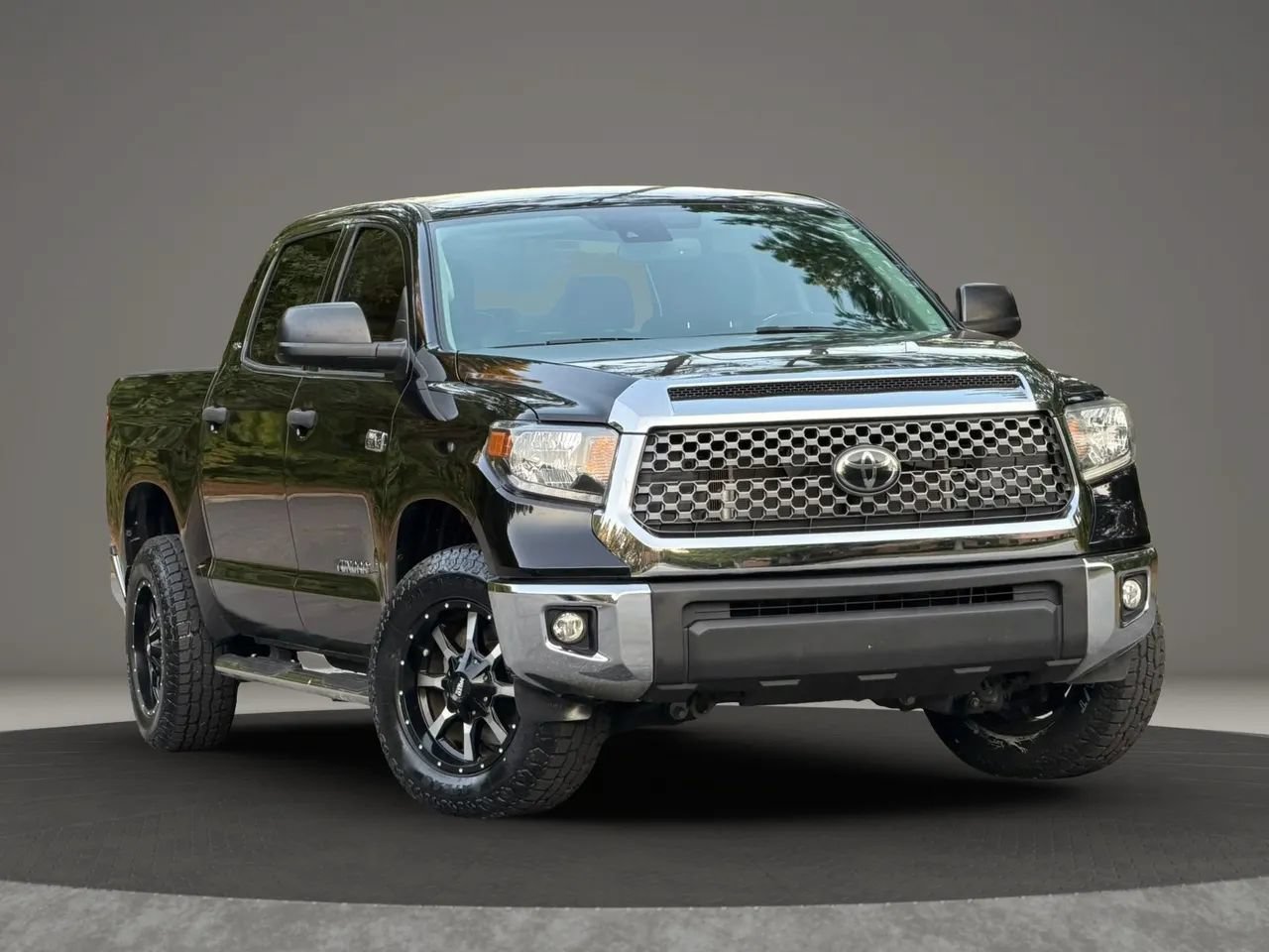 Used 2021 Toyota Tundra SR5 w/ SR5 Leather Package RWD image 35