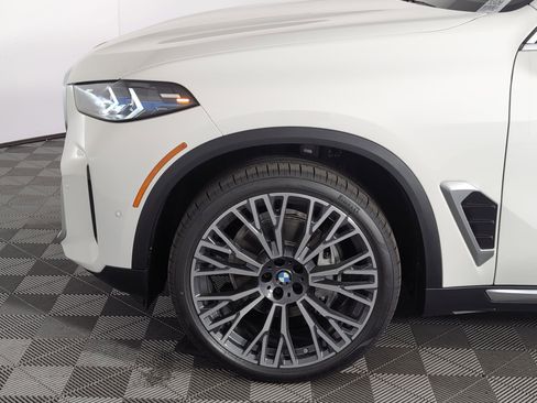 New 2026 BMW X5 sDrive40i w/ Premium Package image 9