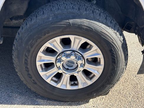 Used 2021 Ford F250 XLT AWD/4WD image 10