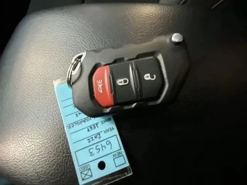 Used 2022 Jeep Wrangler Willys image 29