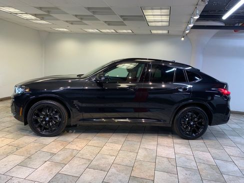 Used 2023 BMW X4 xDrive30i w/ M Sport Package AWD/4WD image 6