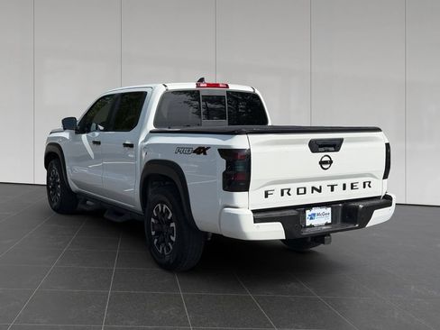 Used 2022 Nissan Frontier PRO-4X AWD/4WD image 3