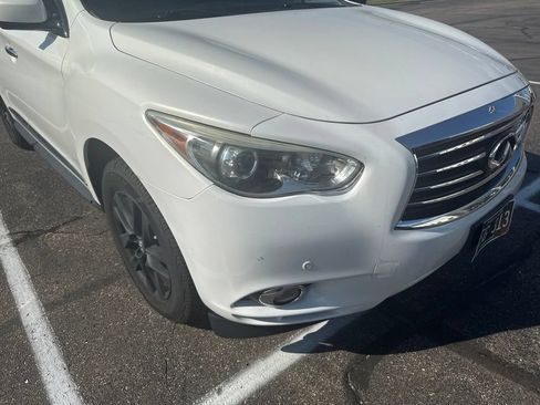 Used 2013 INFINITI JX35 AWD w/ Premium Pkg image 4