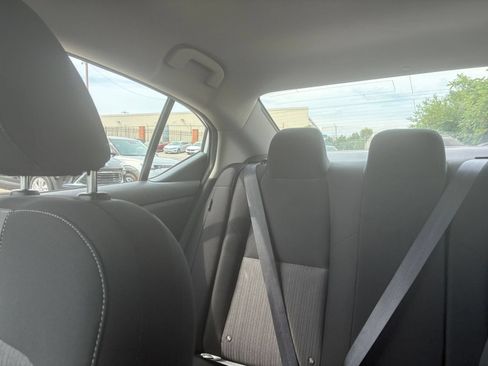 Used 2025 Nissan Sentra SV FWD image 34