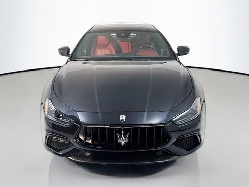 Used 2022 Maserati Ghibli Modena image 2