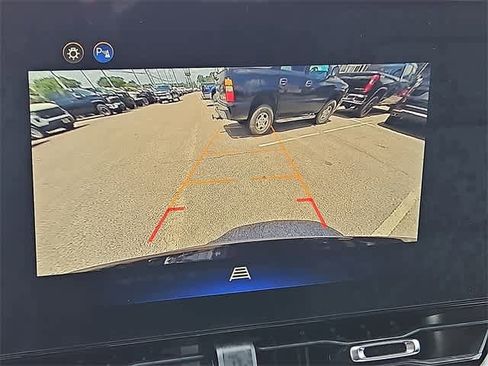 New 2025 Chevrolet Equinox LT image 13