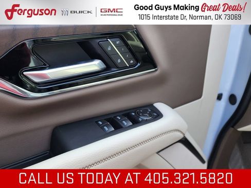 New 2026 GMC Yukon XL Denali w/ Denali Reserve Package AWD/4WD image 12