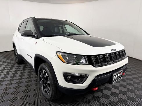 Used 2021 Jeep Compass Trailhawk AWD/4WD image 5