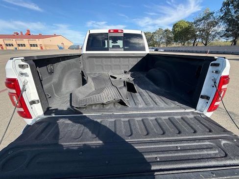 Used 2023 RAM 2500 Laramie AWD/4WD image 7