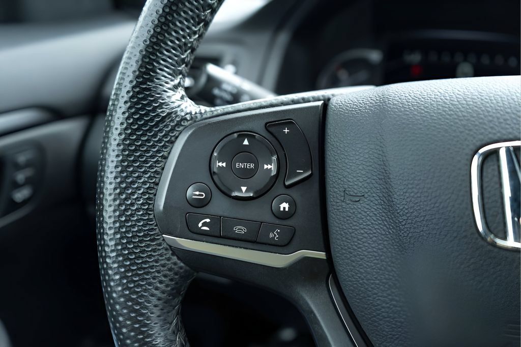 Used 2023 Honda Passport EX-L image 22