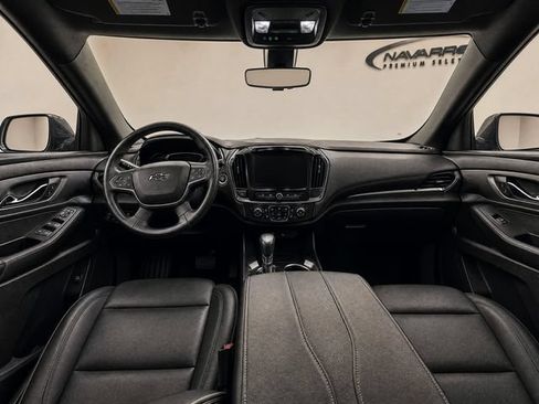Used 2023 Chevrolet Traverse Premier w/ Redline Edition FWD image 12