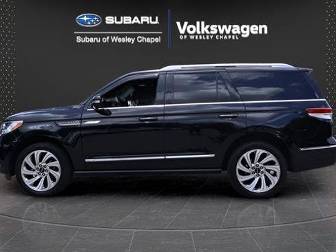Used 2024 Lincoln Navigator Reserve AWD/4WD image 5