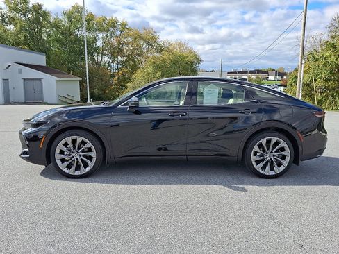 Certified 2025 Toyota Crown Limited w/ Advanced Technology Package image 4