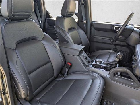 Certified 2025 Ford Bronco Badlands AWD/4WD image 21