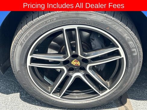 Used 2020 Porsche Macan AWD/4WD image 26