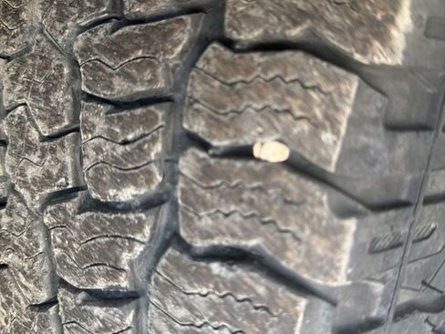 Used 2021 Ford Ranger Lariat w/ Tremor Off-Road Package image 22