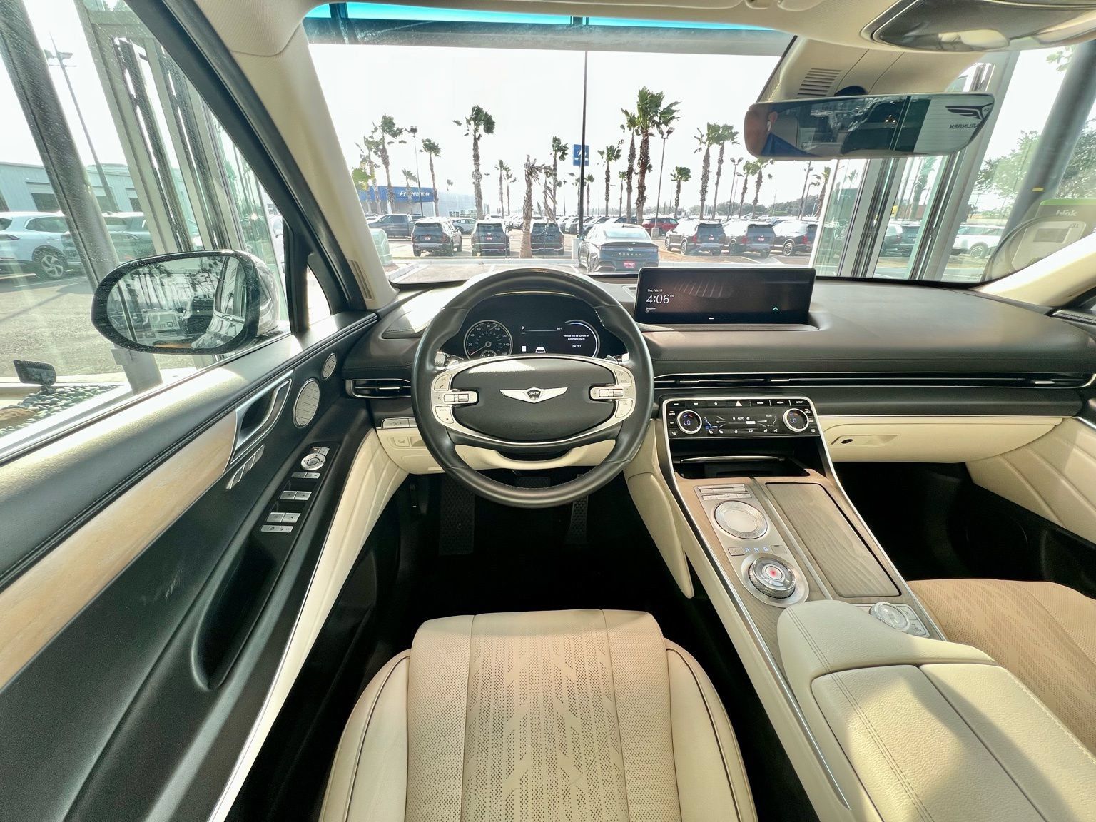 Used 2022 Genesis GV80 3.5T w/ Advanced Package 06 AWD/4WD image 11