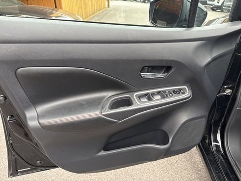 Used 2024 Nissan Versa SR image 18